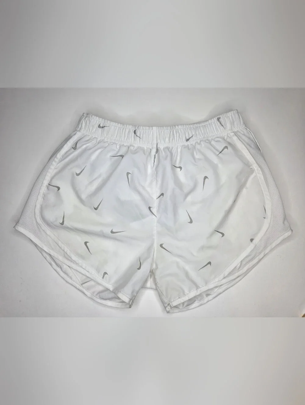 ​Nike All-Over Swoosh Print Tempo Running Shorts White / Silver - Size Small